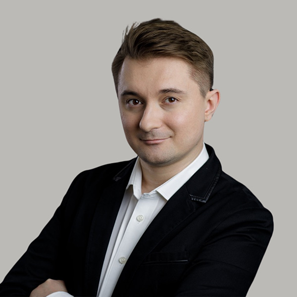 Karol Górski Karol Górski - szef marketingu i sprzedaży